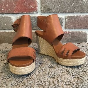 Vince Camuto Wedges